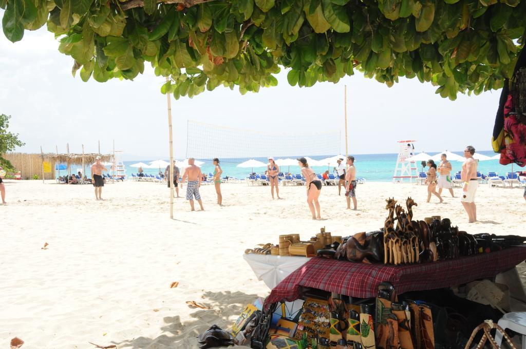 Doctors Cave Beach Hotel Montego Bay Buitenkant foto